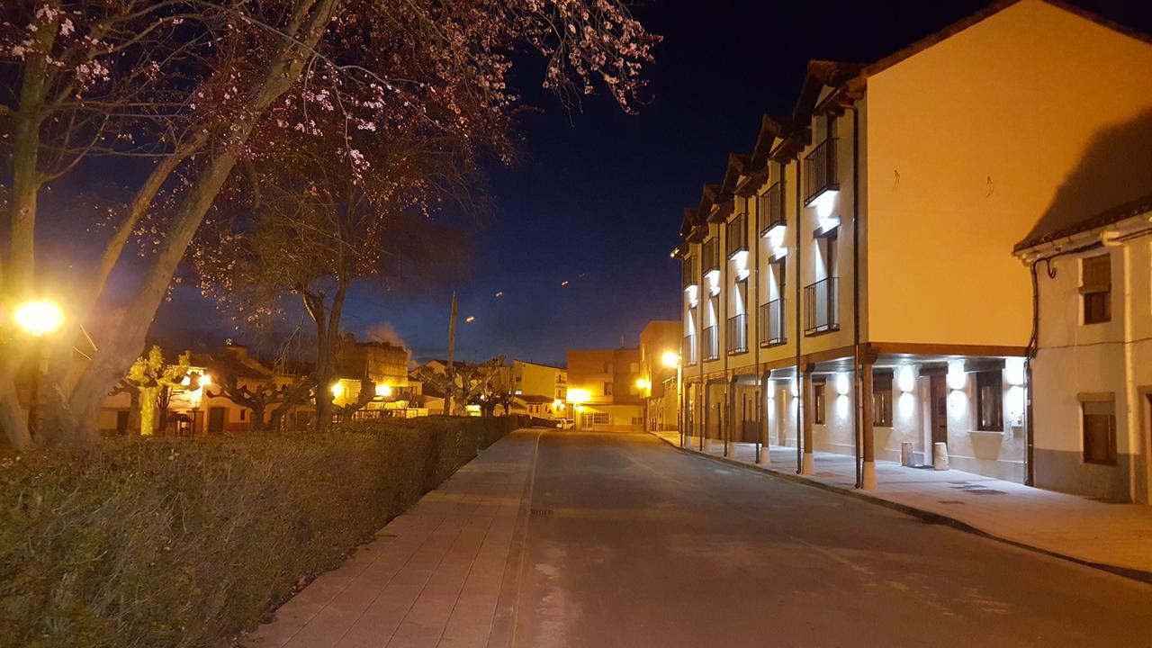 La Casa De Los Soportales Mansilla de las Mulas Exterior foto